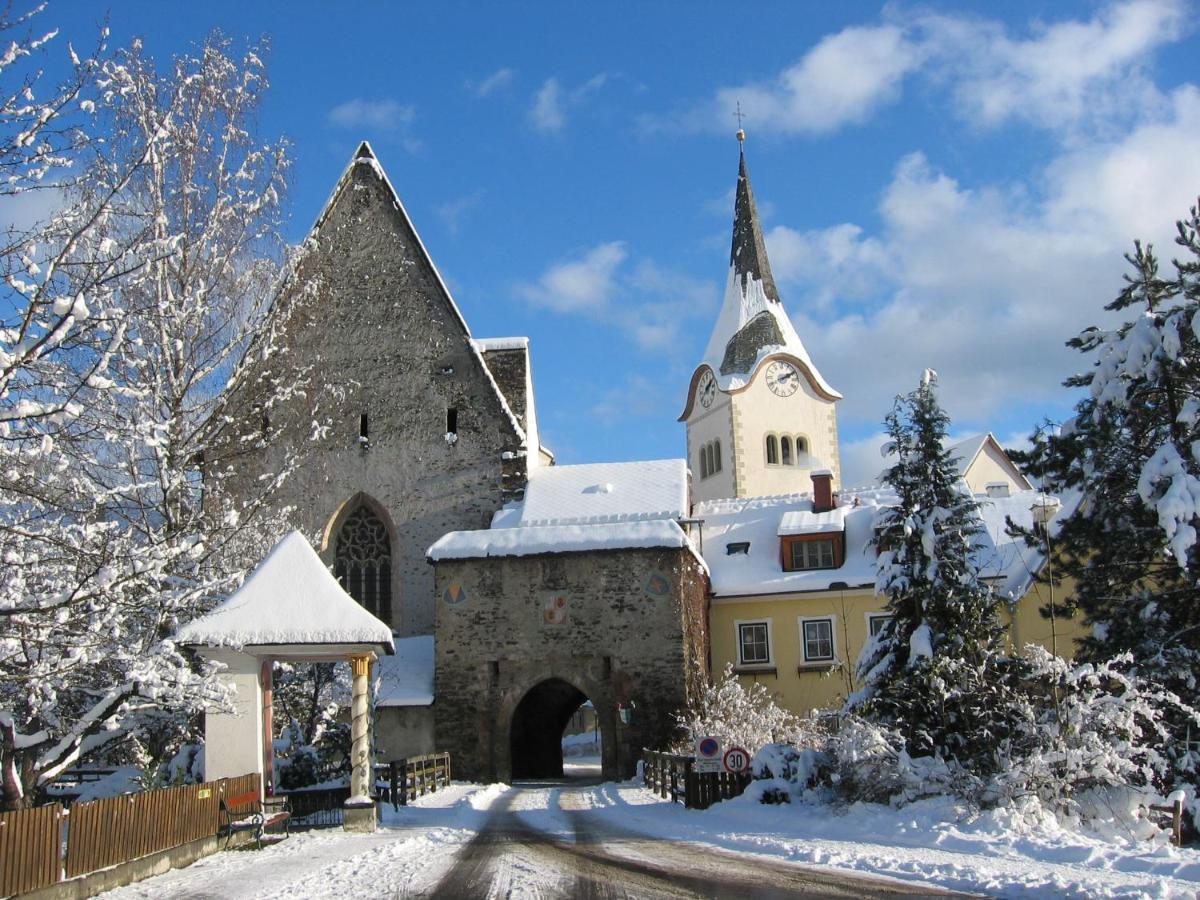 Pension Geissler-Reicher Oberwoelz Stadt ภายนอก รูปภาพ