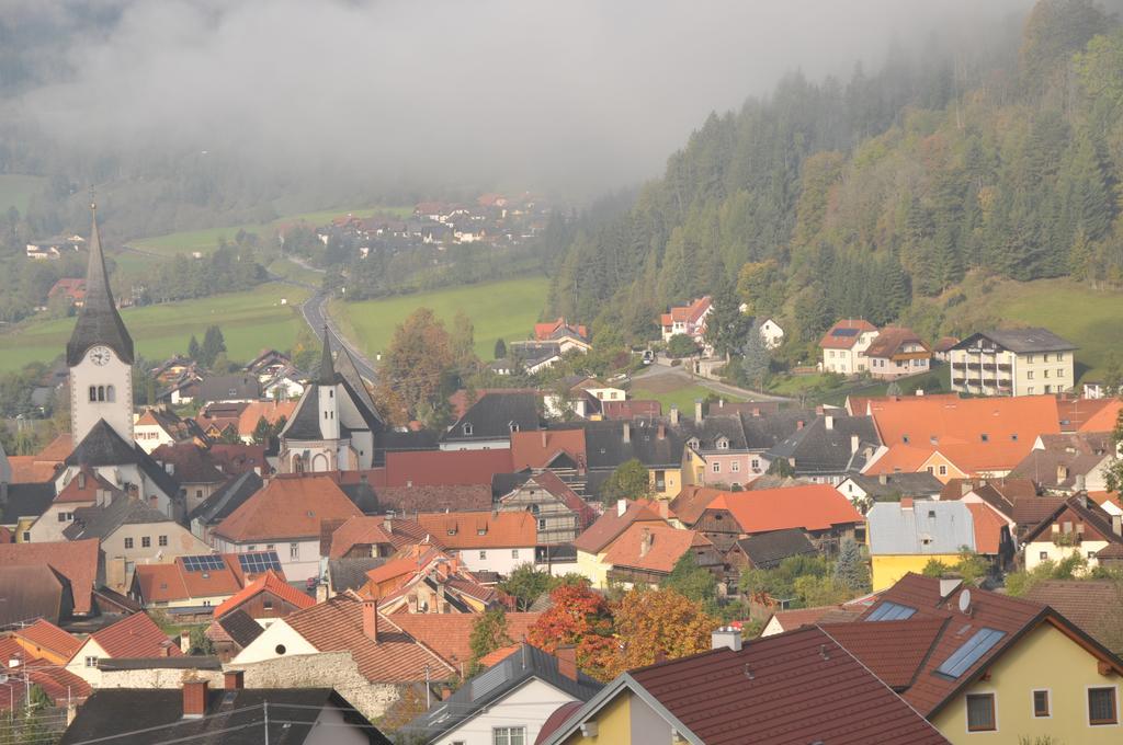 Pension Geissler-Reicher Oberwoelz Stadt ภายนอก รูปภาพ