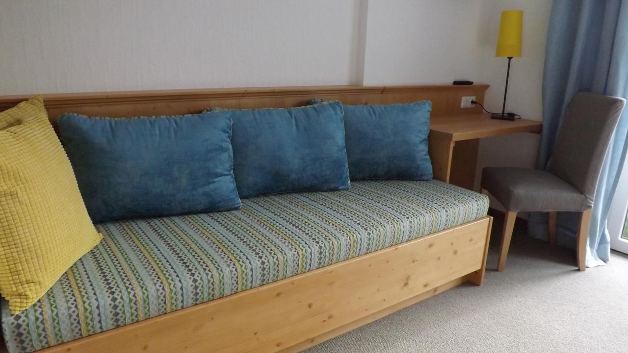 Pension Geissler-Reicher Oberwoelz Stadt ภายนอก รูปภาพ