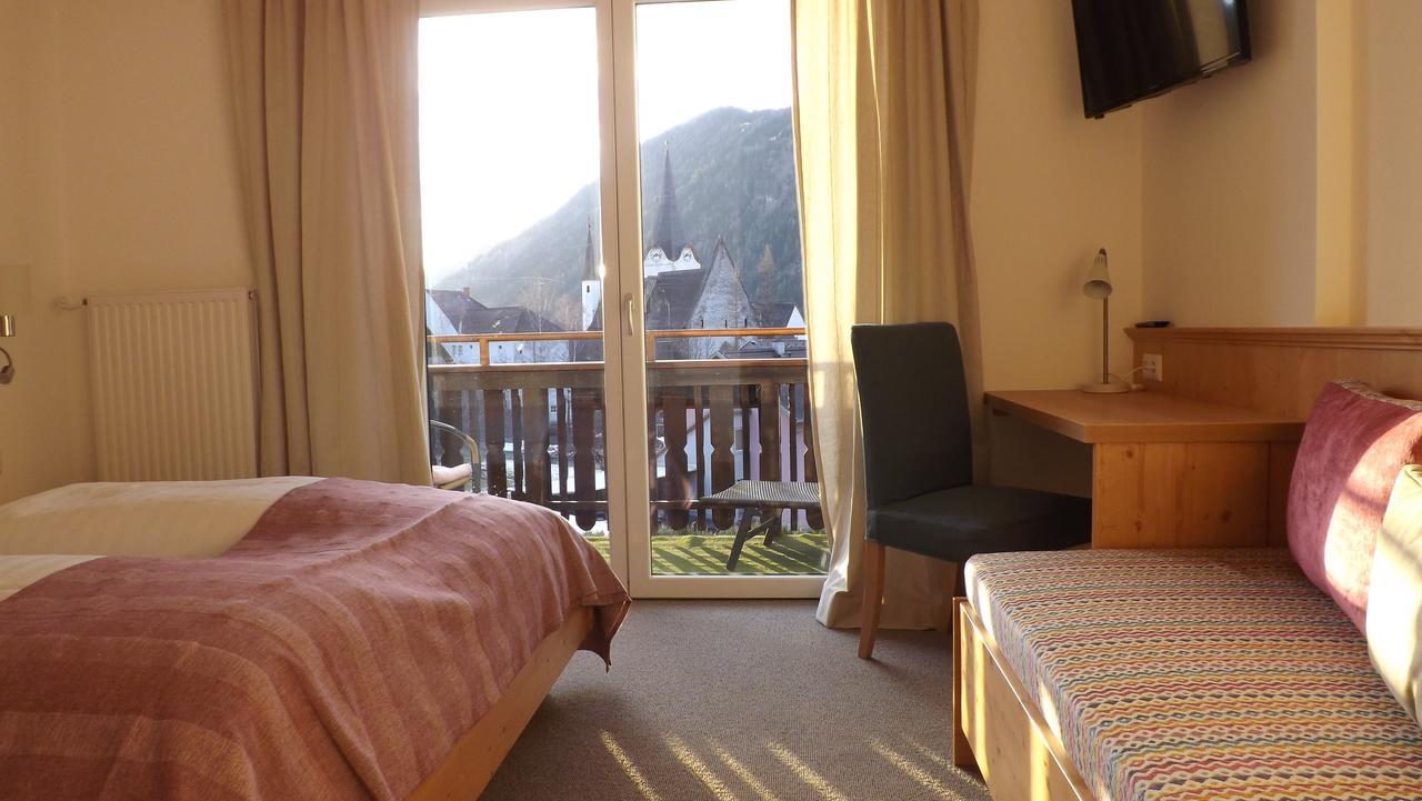 Pension Geissler-Reicher Oberwoelz Stadt ภายนอก รูปภาพ